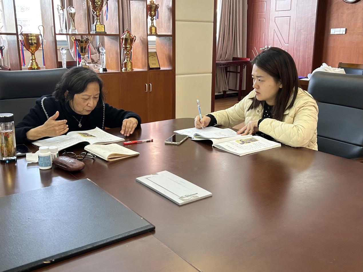 12.7【尚美迈小▪学科研究】“研”无止境 “语”海探知_html_mf2b1b2a.jpg