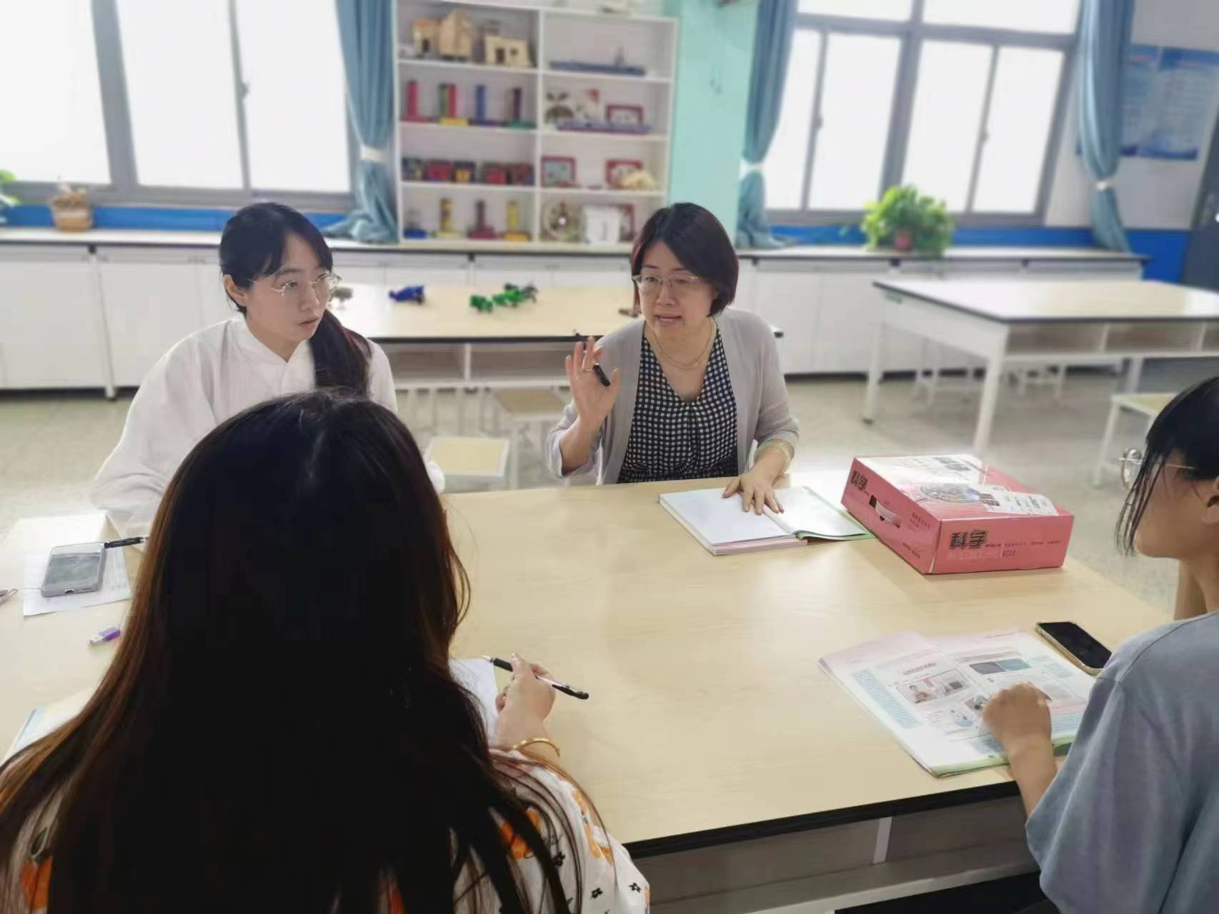 集体备课齐聚力，科学教学展风采_html_m58c2cd32.jpg