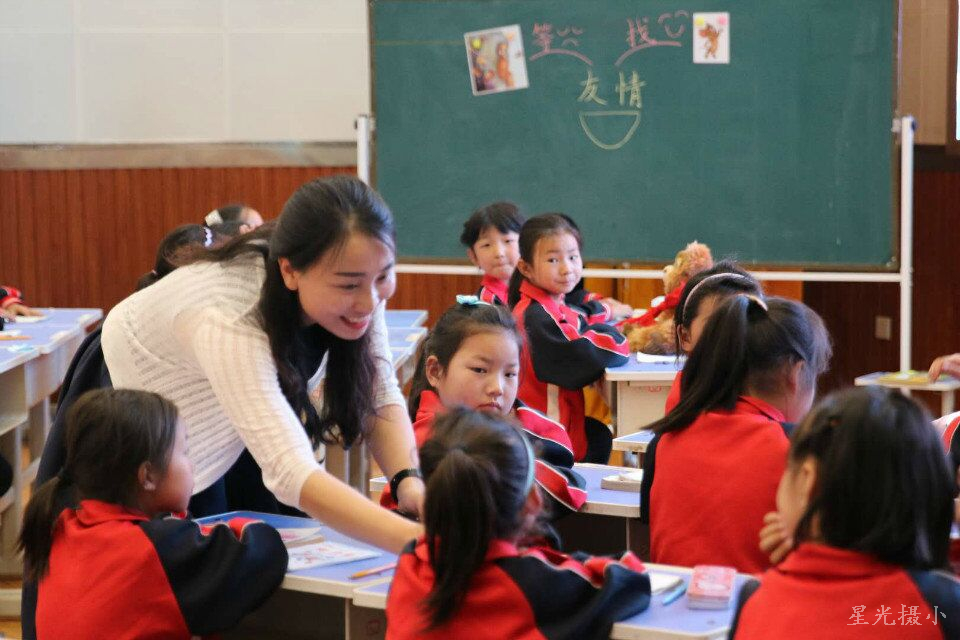 俞红11.jpg
