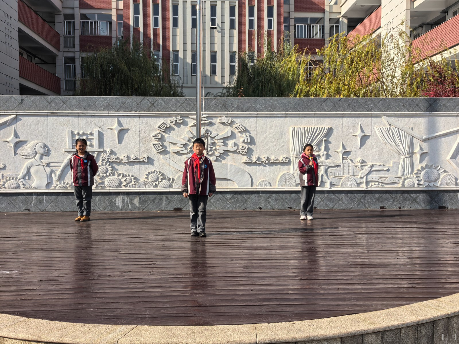 9709a3ab4eb712a7e90fc7c05763e035.jpg 9709a3ab4eb712a7e90fc7c05763e035.jpg