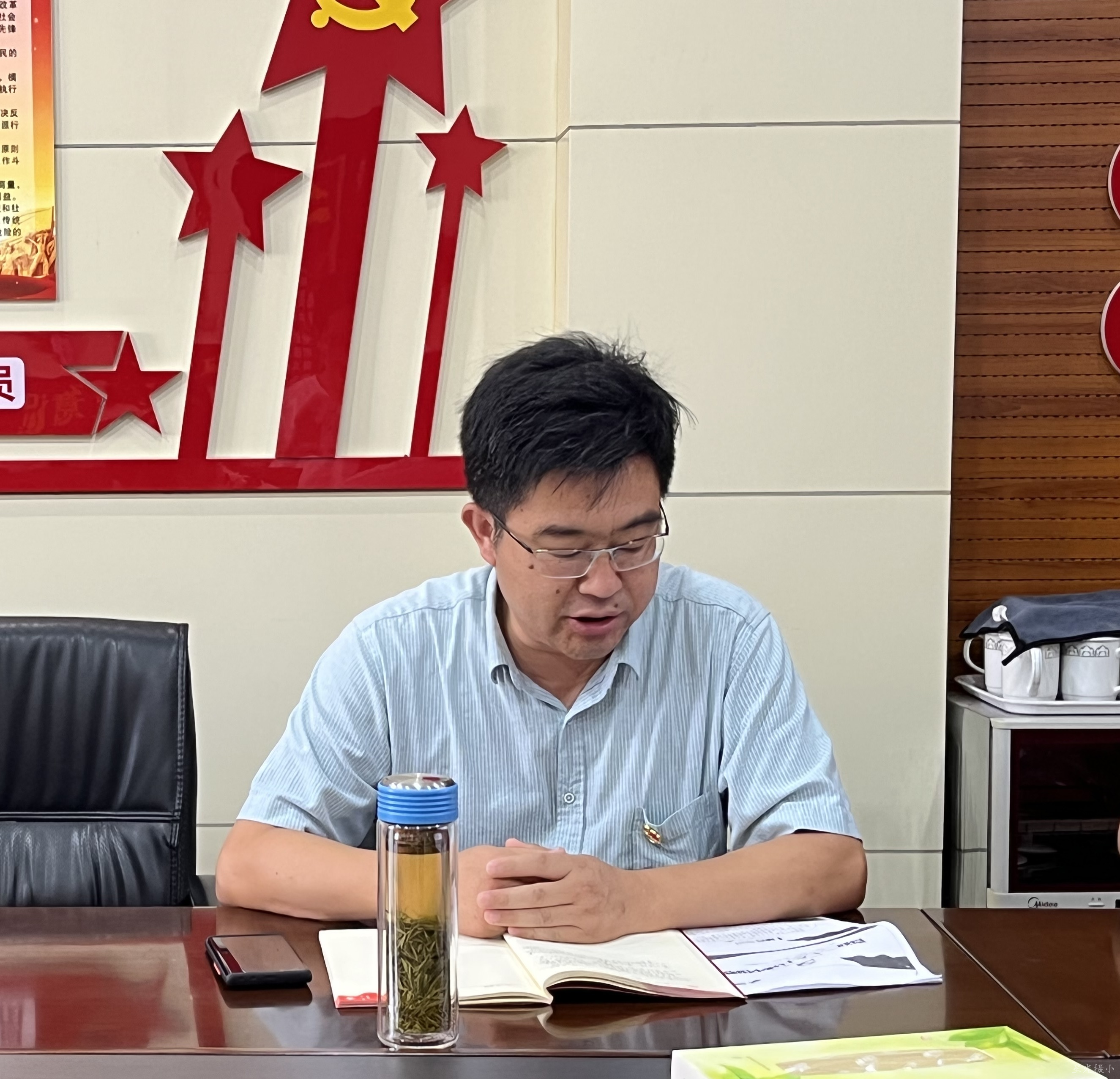 第一党支部书记李晓勇同志上党课.png