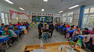 【星光摄小】萌娃迎元旦，快乐趣味多 ——摄小天佐路校区庆元旦活动报道