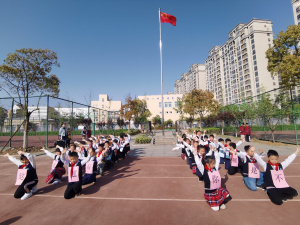 【星光摄小】沟通、理解、信任，做阳光少年——摄小（天佐路校区）第9周升旗仪式系列报道