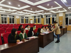 【星光摄小】凝心聚力，打造高效团队--摄山星城小学天佐路校区11月班主任工作会议