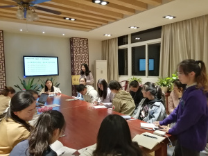 【星光摄小】微格教学研究：以科学学科“探究活动”为例的跨学科研究——记摄小第163期“相约星期二”师培活动