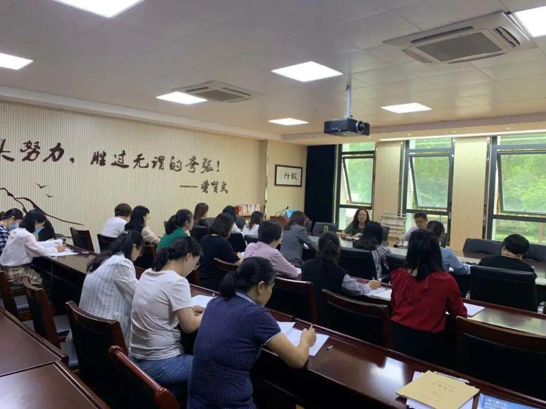 【毅行栖中】视导新教材教学，引航新高考方向