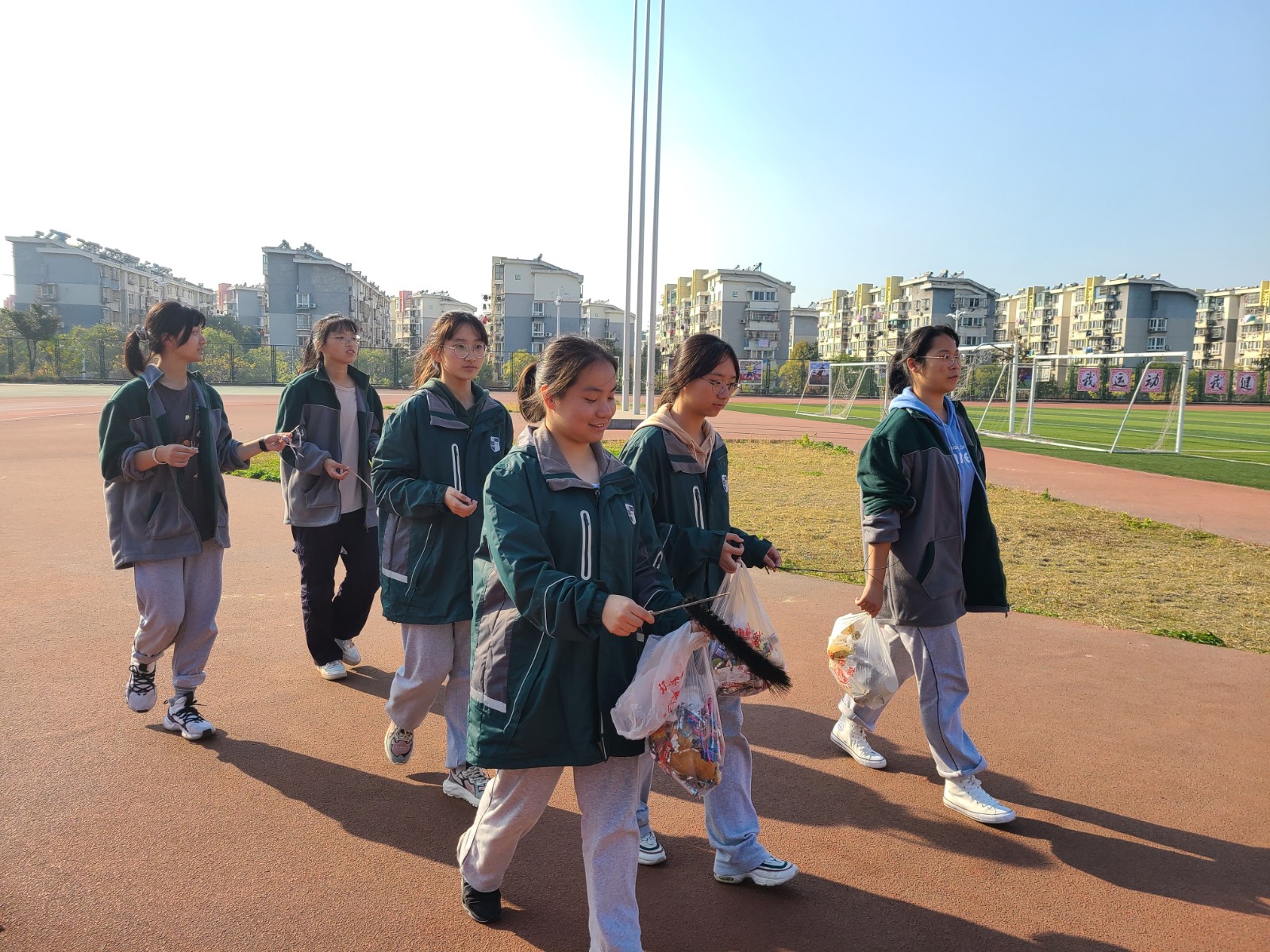 【栖中团委】校园必须和我一样美