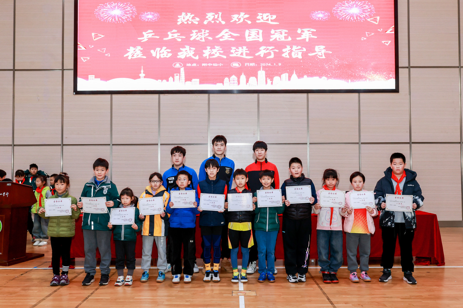 新闻稿照片_html_2acd64a3.jpg