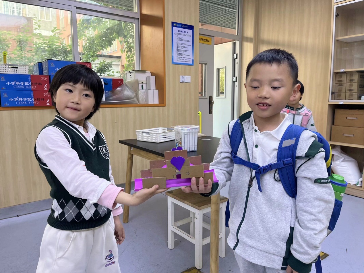 2023-2024第二学期科学创想社团期末报道_html_3c5bc5dd.jpg