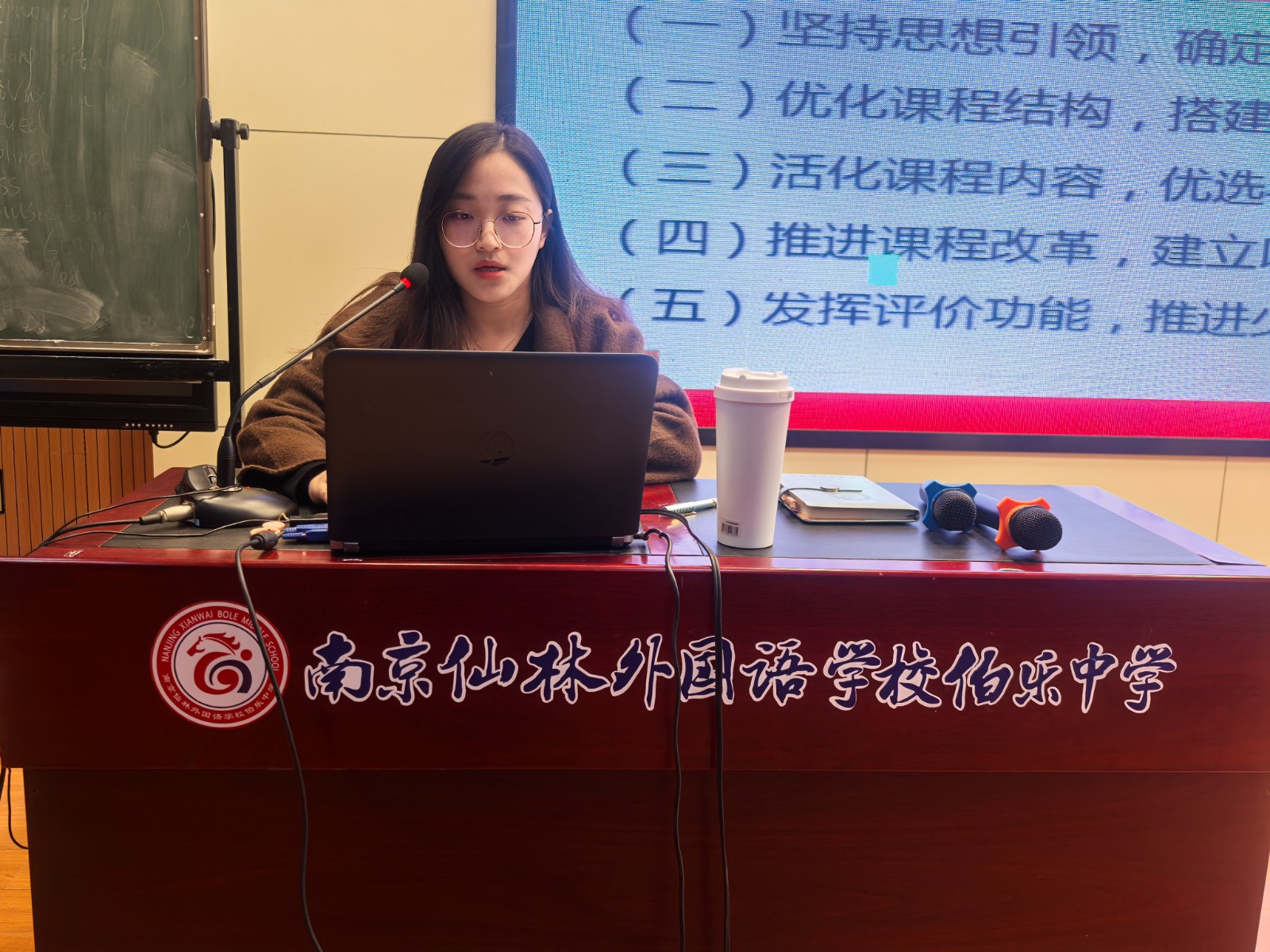 aea948bfeb8aa986bf8748f3e67305d.jpg