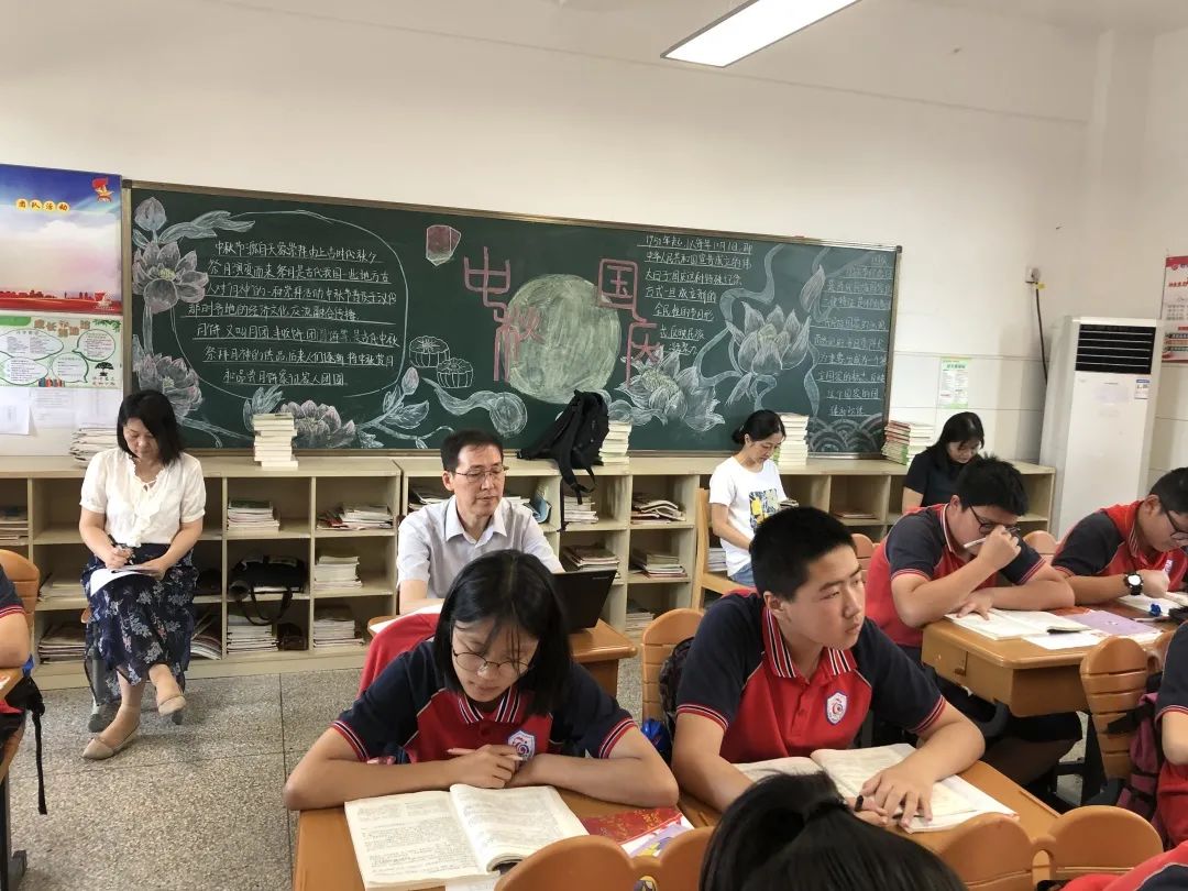智贤伯乐_html_79053b3a.jpg