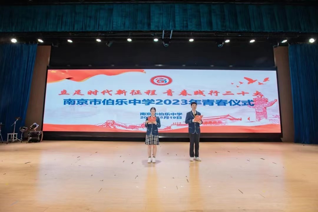 61f1abc58d8c0448ab7b4cb52d70bc2.jpg