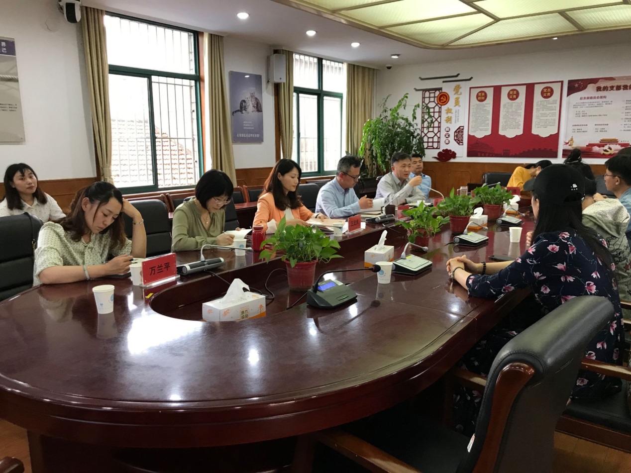2021新教师入职仪式_html_m11f8f515.jpg