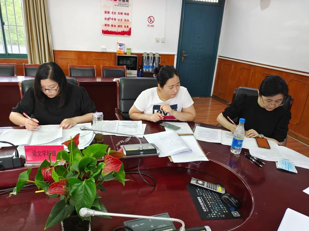 2023年合同制教师招聘工作顺利完成_html_m3fdabebd.jpg