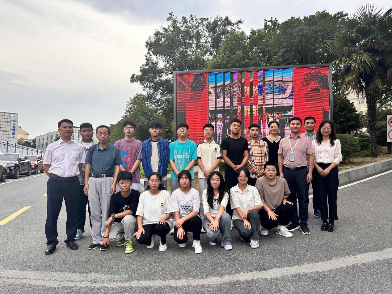 新港中专欢迎22级物联网青海班的到来_html_m47c68902.jpg