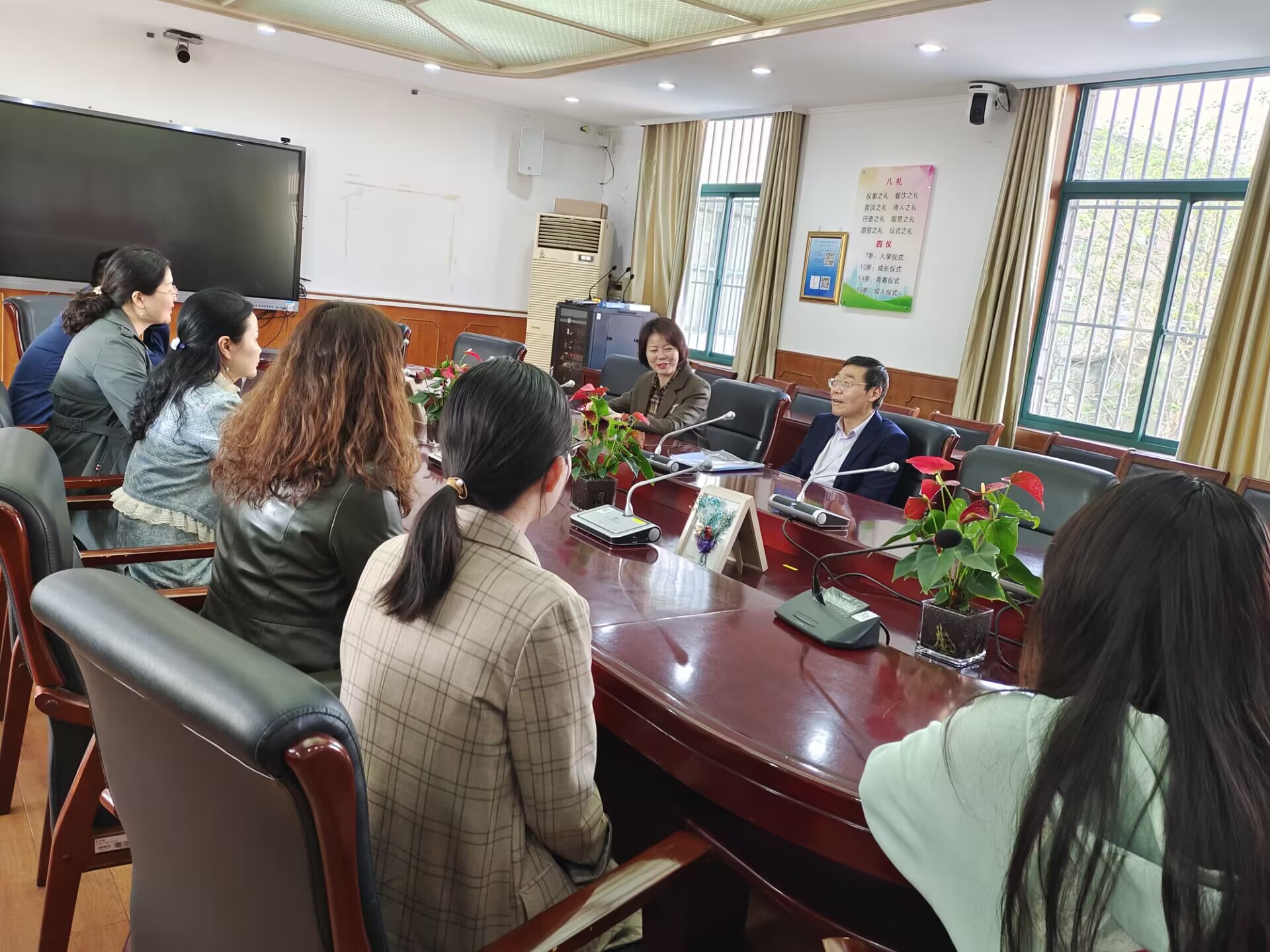 4月份责任督学专项督导报导_html_m3bb84dbc.jpg
