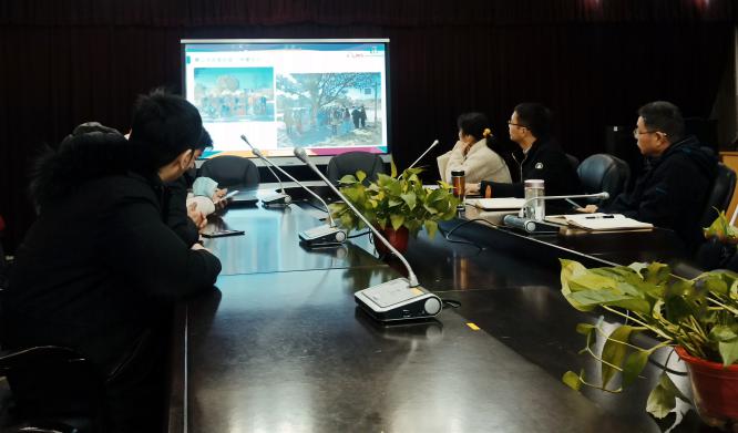 南京新港中等专业学校电子商务专业校企合作研讨会_html_82e2c4.jpg