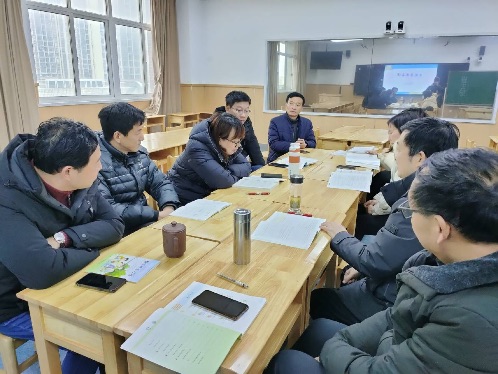 【灵美龙小】团结一心  教研齐步走