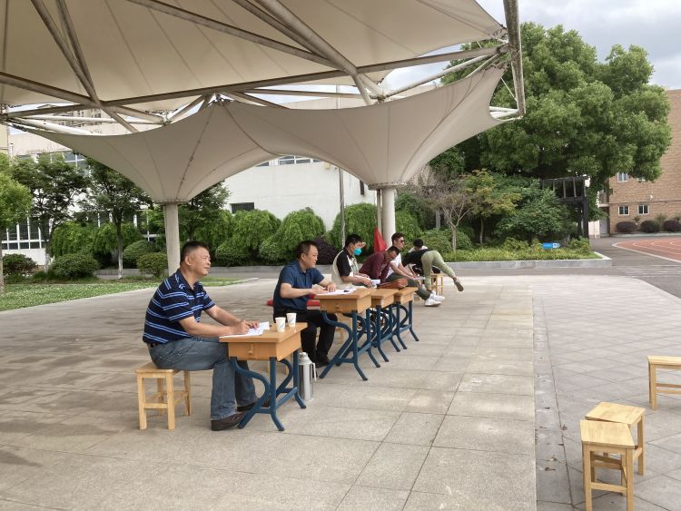 【灵美龙小·江畔体育】送教促发展 教研共成长—— 龙潭中心小学江畔人家分校体育组5月教研活动