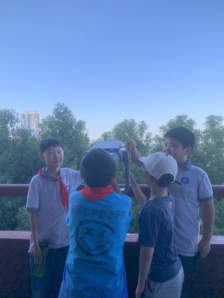 【江畔先锋·团队活动】传承民族文化，阅览江河胜景——龙潭中心小学江畔人家分校秋季社会实践研学活动_html_5317a271.jpg