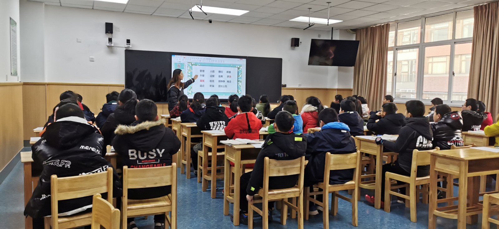 【灵美龙小•龙岸】如何有效进行期末复习——语文组教研活动