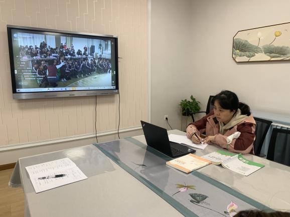 221107观摩课程游戏化 聚焦儿童新生长——栖霞幼儿园翡翠天域园业务学习活动_html_m36bcf8cf.jpg