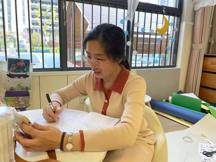 【枫香栖幼】家园携手 共同成长  —— 栖霞幼儿园翡翠天悦园参加线上家长学校活动