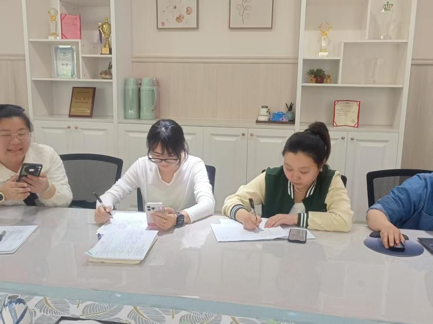 250411精设提问引思考 巧促互动助成长——栖霞幼儿园石埠湾园园本研训活动（三）_html_4bbde65c.jpg