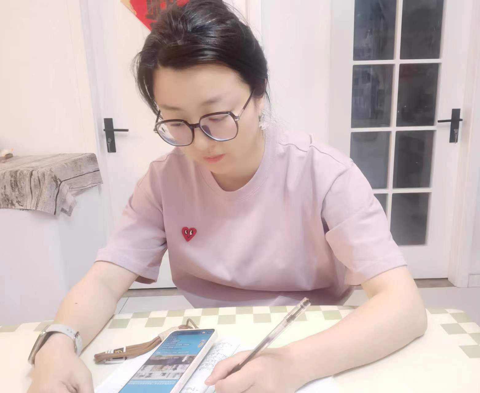 家校携手 共育希望_html_2fd76a26.jpg