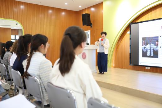 230419心暖花开 赋能启航——栖霞幼儿园心理健康讲座活动_html_mf4f704f.jpg