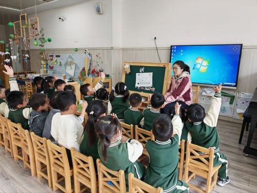 251022携手同行 共绘成长画卷—— 栖霞幼儿园石埠湾园家长开放活动 王旖旎_html_m44f5c08f.jpg