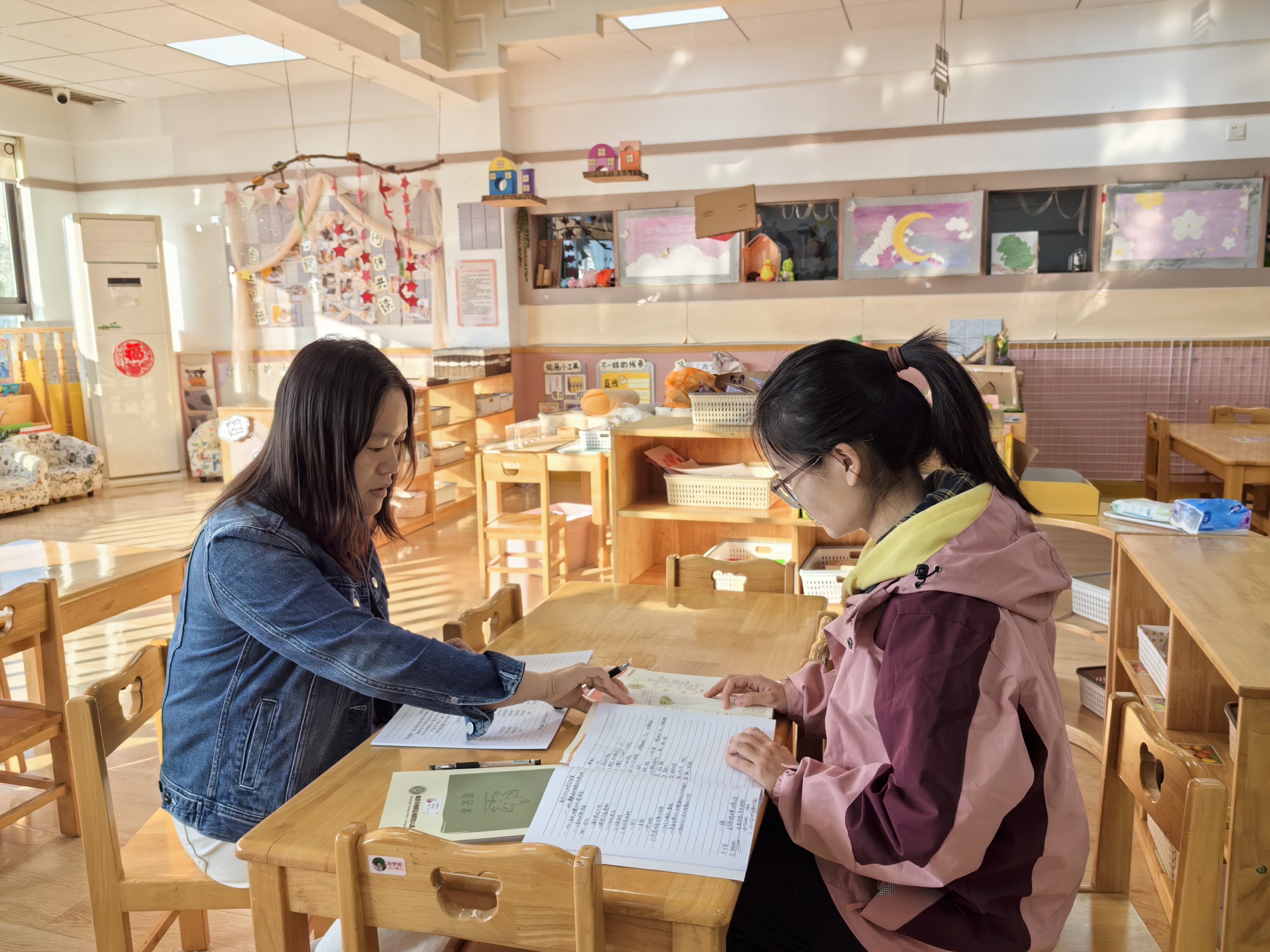 【枫香栖幼】课程精研促发展 审议深化助成长  ——栖幼五福园小班《我爱吃水果》课程审议