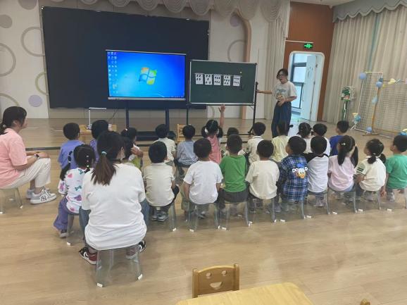 250515融合共育 师幼共长——栖霞幼儿园翡翠天域融合教育教研组活动_html_3a2b42c6.jpg