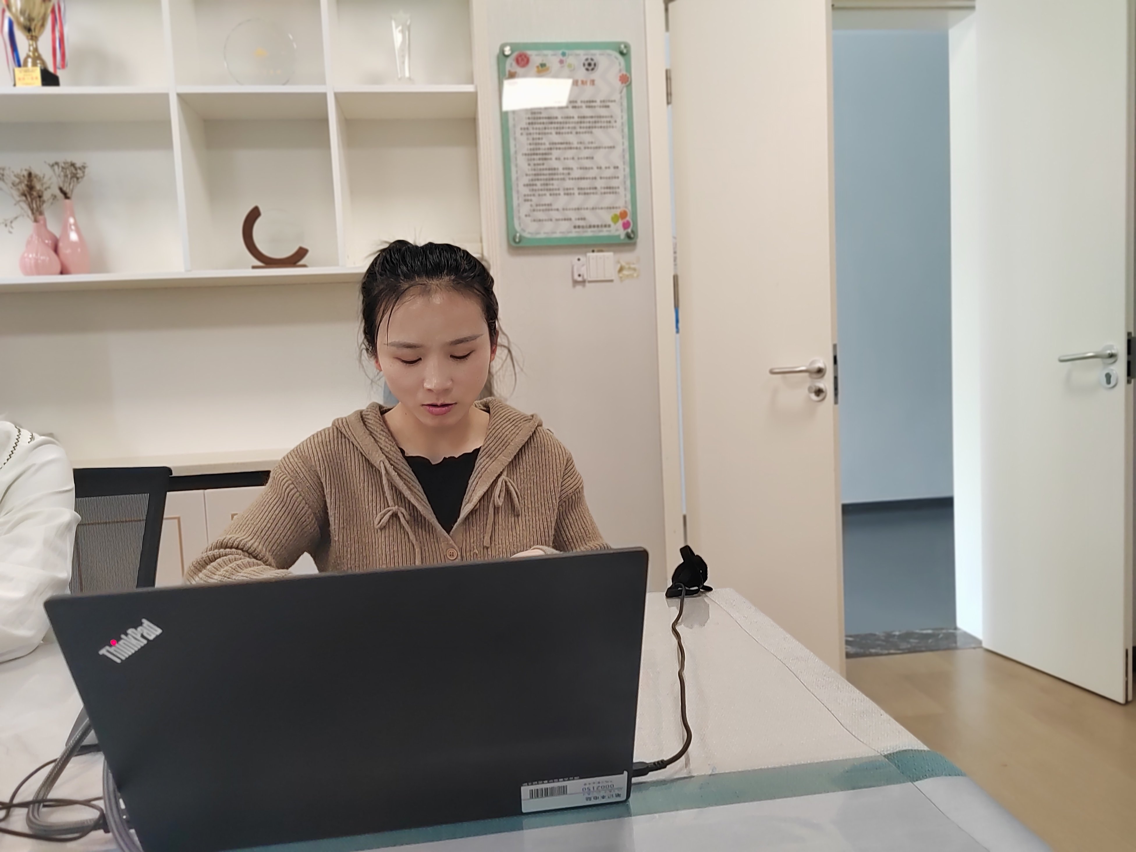 231026   融于爱心  教育无碍   栖霞幼儿园翡翠天域园教师融合教育基本功培训活动_html_47116839.jpg