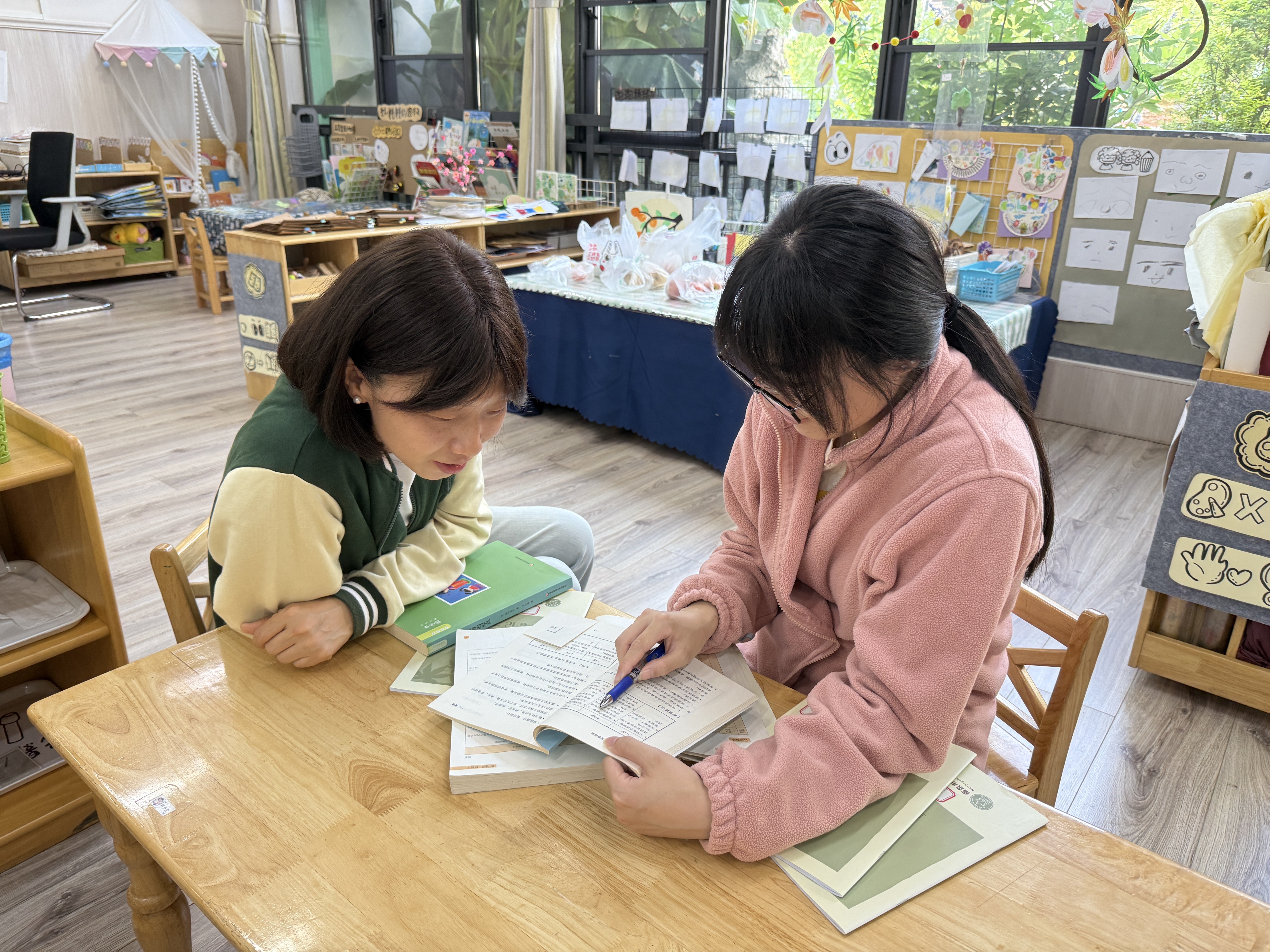 【枫香栖幼】凝心课程审议 聚力儿童发展  ——栖幼石埠湾园小班组《春天来了》课程审议