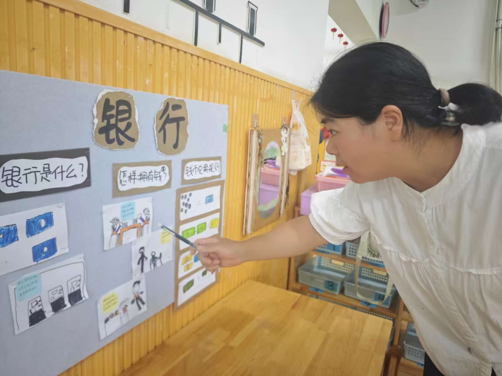 2501013聚焦班本课程 精准护航成长——栖幼红枫分园大班课程审议活动(二) 万紫薇_html_2112a820.jpg