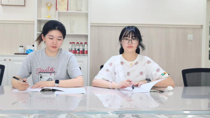 250827审时度势筑课程 同心共育启新程——栖霞幼儿园石埠湾园学期初课程前审议_html_m604fe3ed.jpg