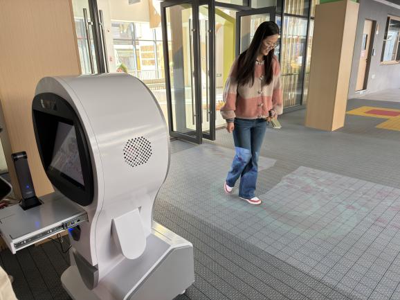 251105AI赋能教学 助力教师成长——栖霞幼儿园云栖园园本研训活动李娟_html_md3711db.jpg