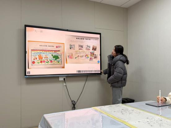 241211聚焦课程审议 促进儿童发展——栖霞幼儿园翡翠天悦园课程中心组研讨（六）_html_2c6ca45c.jpg