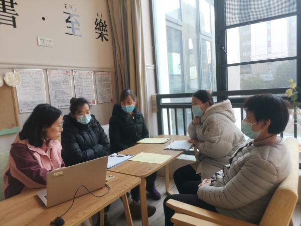 240111凝心话成长 同心向未来——记栖霞幼儿园石埠湾园中二班微型家长会 马思睿_html_m1e4eeec6.jpg