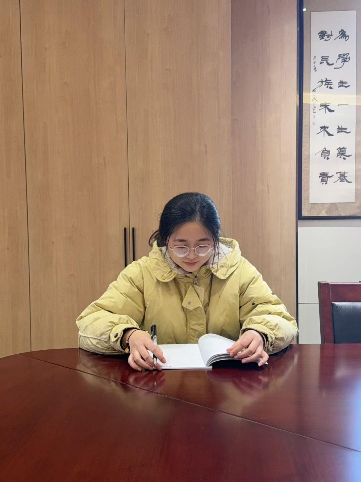 【湖畔·队伍建设】教研领航新出发  笃行致远共成长——金陵小学(仙林湖校区) 2024-2025学年第二学期期初教研组长会_html_17c88f24.jpg