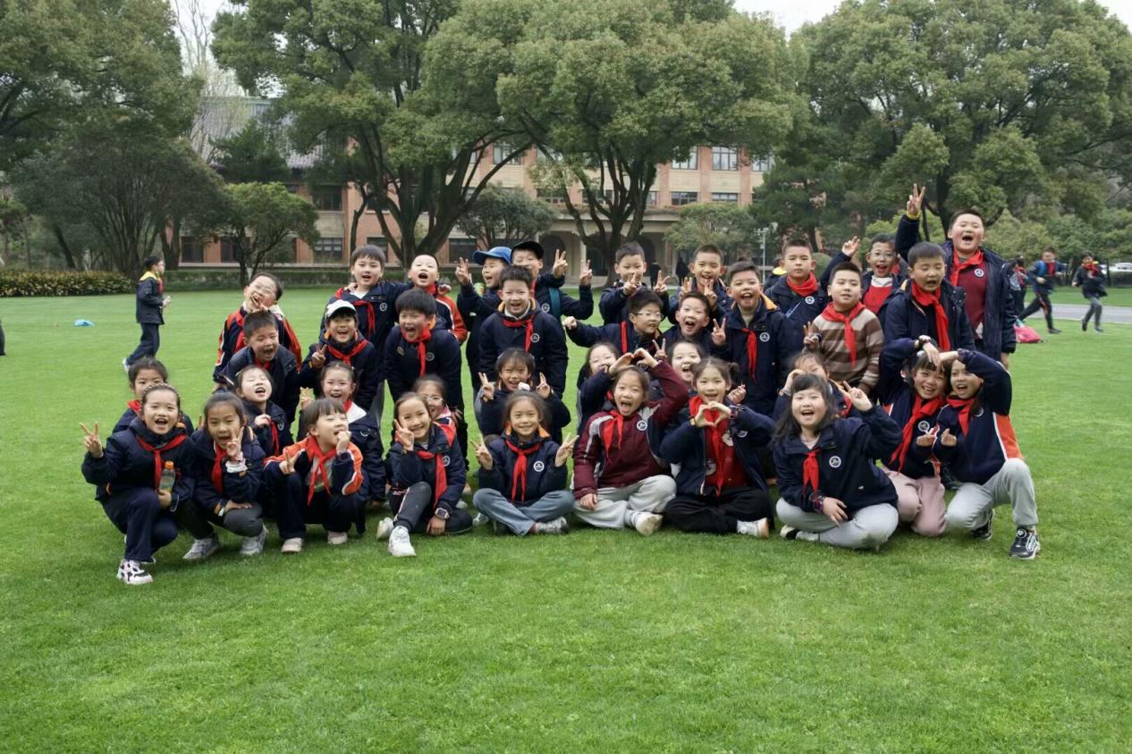 【湖畔·学生活动】春风拂面，学子欢腾——记金陵小学（仙林湖校区）二年级综合实践活动_html_m274899da.jpg