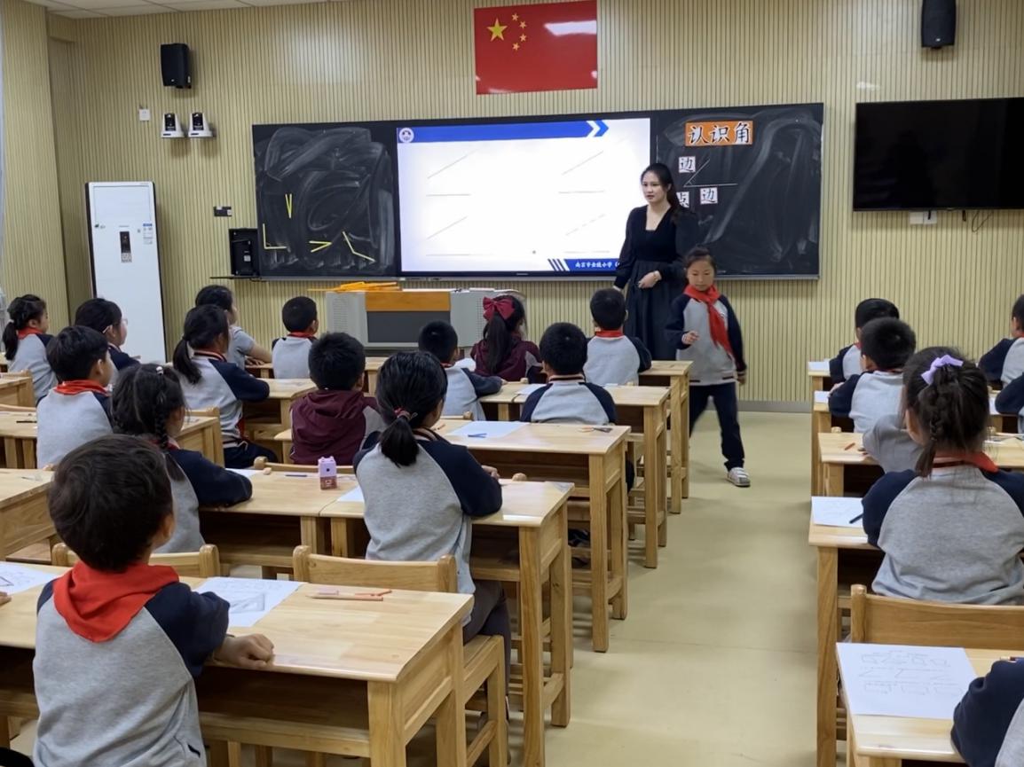 【湖畔光影】数学校本研修之课例研讨（123）_html_m69a19f42.jpg