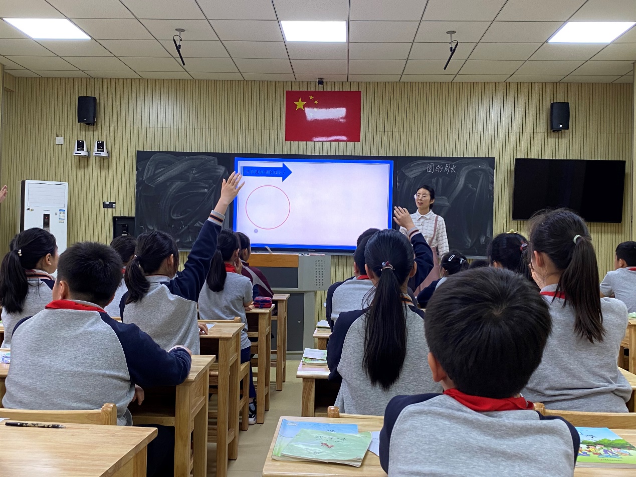 【湖畔光影】数学故事汇之课例研讨（116）_html_m39e083a0.jpg