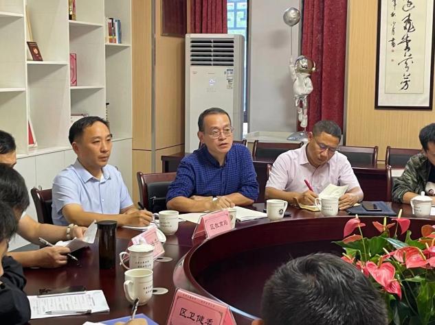 【湖畔·共佑安全】联合检查促安全，提升意识护校园_html_m4865c8f5.jpg