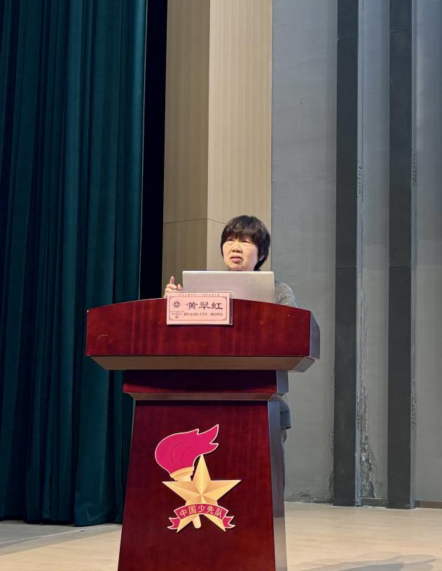 【湖畔·家校共育】共话成长路，携手小升初——南京市金陵小学（仙林湖校区）召开六年级家长会_html_1fc4a6fd.jpg