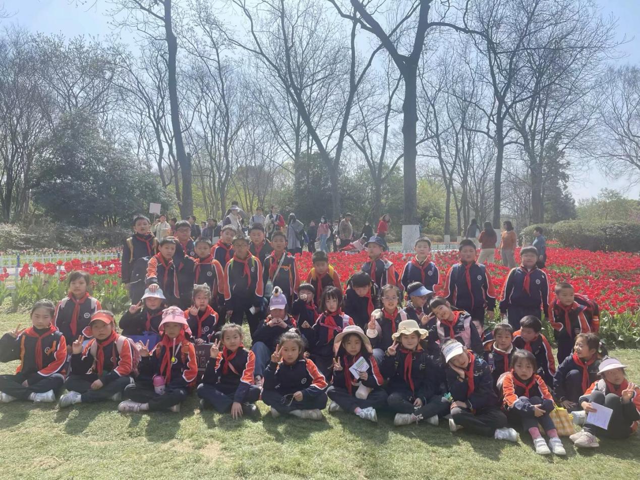 【湖畔·学生活动】童心探秘自然，共绘春日画卷——金陵小学（仙林湖校区）二年级春季综合实践活动_html_722a0709.jpg