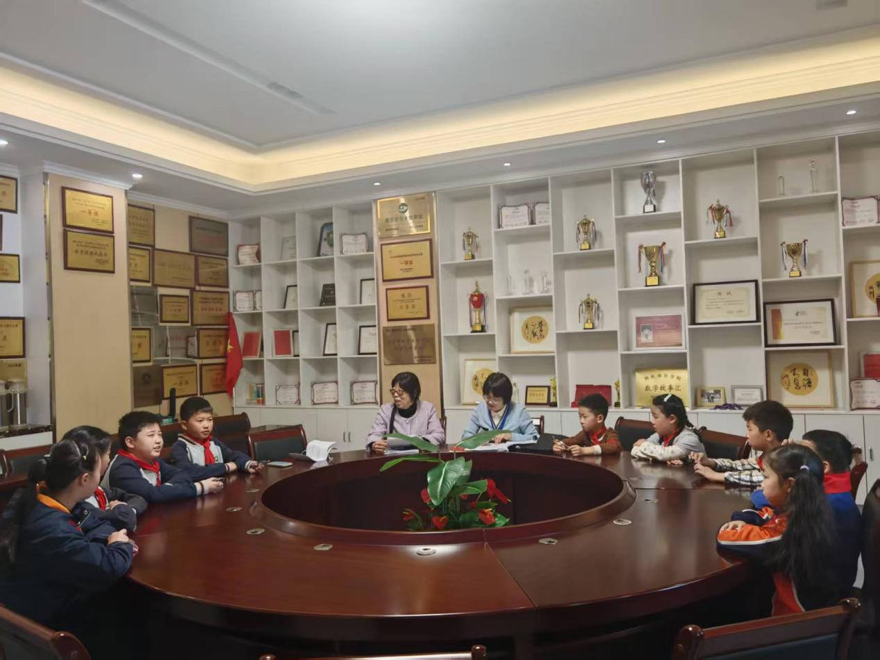 【湖畔·协同育人】聚焦体质健康，督导助力成长——南京市金陵小学（仙林湖校区）4月专项督导_html_m5ee1a502.jpg