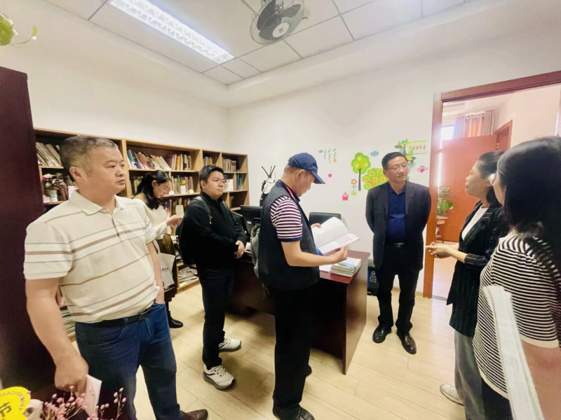 【湖畔·协同发展】不负春光 共话成长——记厦门校长团来访_html_m6caf350.png