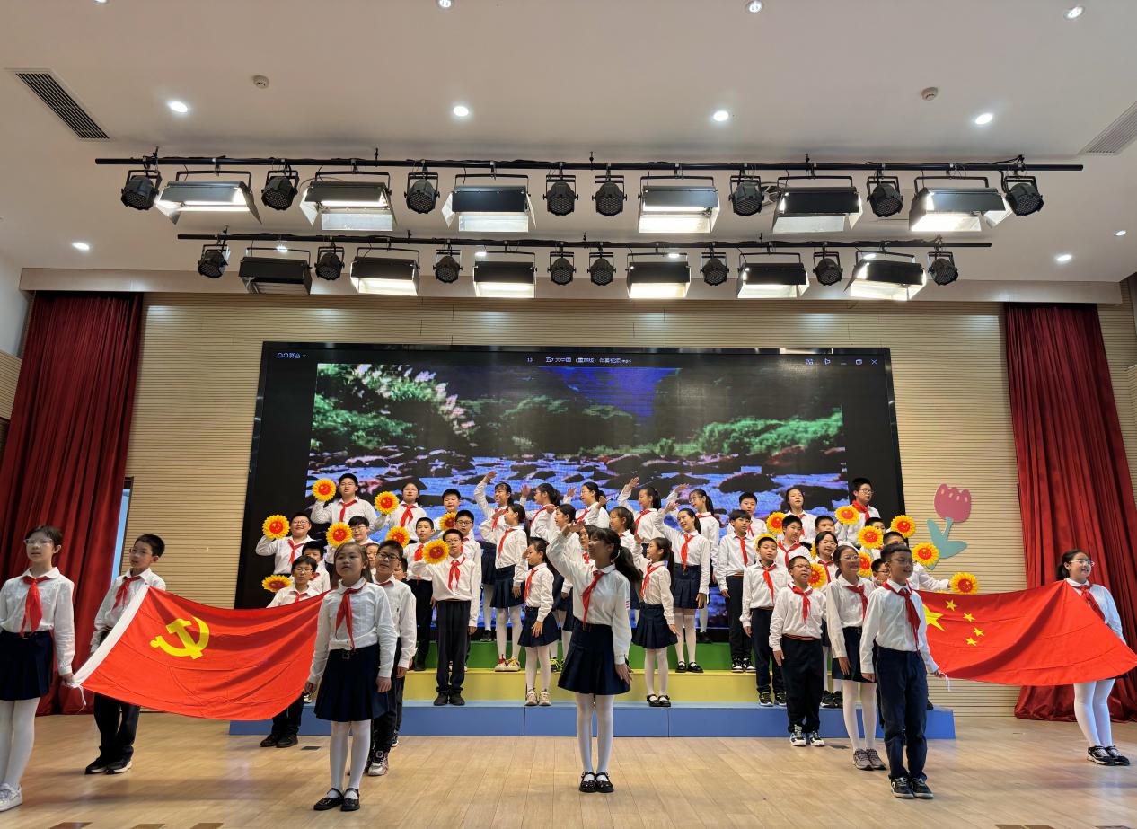 【湖畔·学生活动】“红领巾爱祖国——最好的我们”合唱比赛五年级专场_html_m3a19f8a.jpg